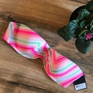 NWT Victoria secret bathing suit top